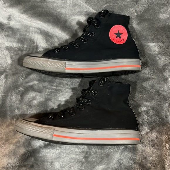 Converse Chuck Taylor All-Star Youth Sz 3 Blk/Red/Gry Water Repellent GUC - Picture 3 of 7